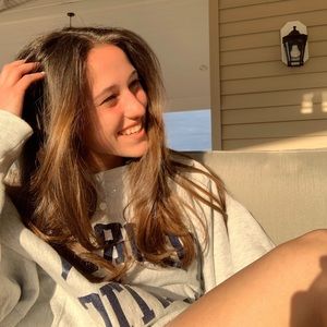 Meet your Posher, Arielle
